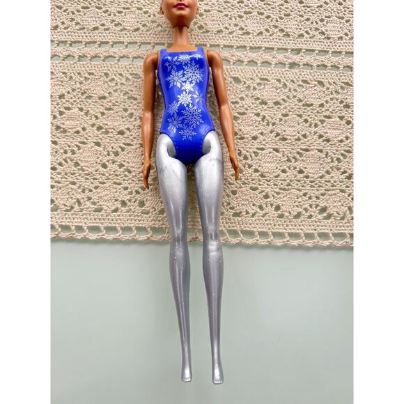 Barbie Color Reveal 2021 Advent Calendar 25 Surprises & Color Reveal Doll Only - Picture 3 of 7